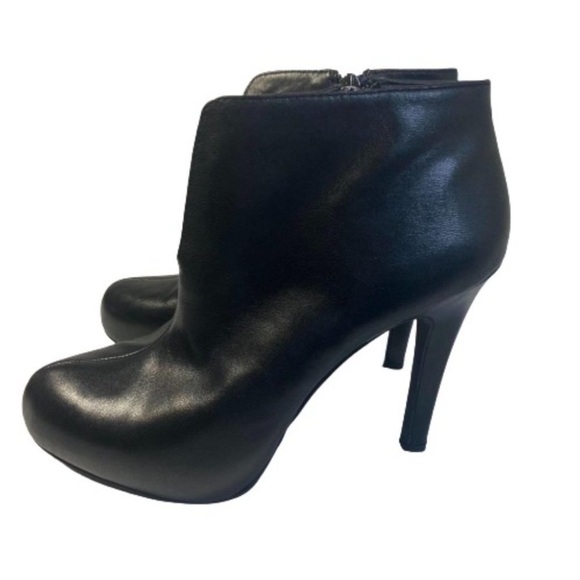 Sz 6.5 Jessica Simpson Black Ankle Bootie - Picture 3 of 7